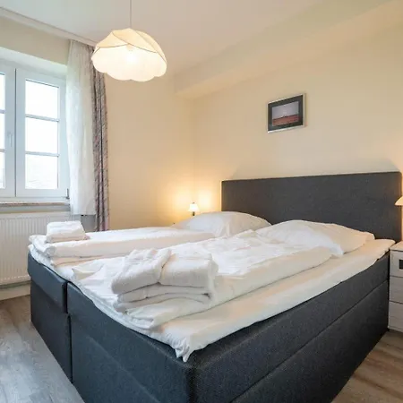 Wohnung-eg-links-id-160